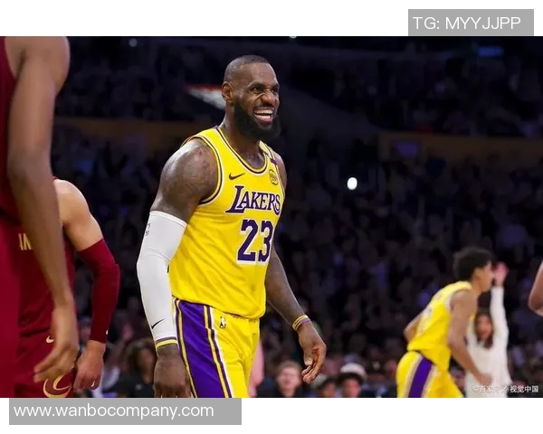 塞利称詹姆斯球衣销量20年稳居前五他是NBA与中国的桥梁与纽带 塞利称詹姆斯球衣销量20年稳居前五他是NBA与中国的桥梁与纽带