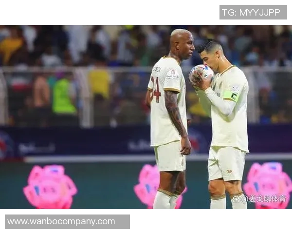 塔利斯卡盛赞C罗为历史最佳球员与他同场竞技如梦幻般体验