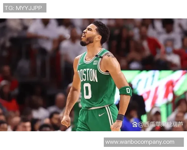 文班在单场比赛中砍下40分15篮板3盖帽零失误成为近40年第三人